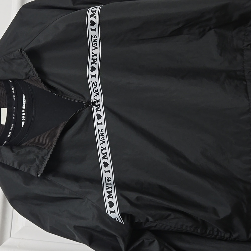 Vans Black Windbreaker with Logo Detail P2p 22